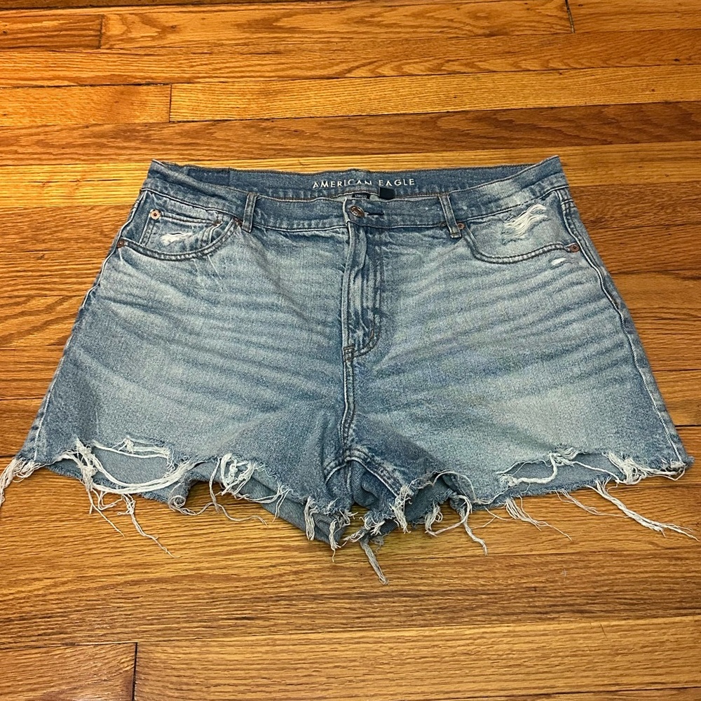 AE relaxed short